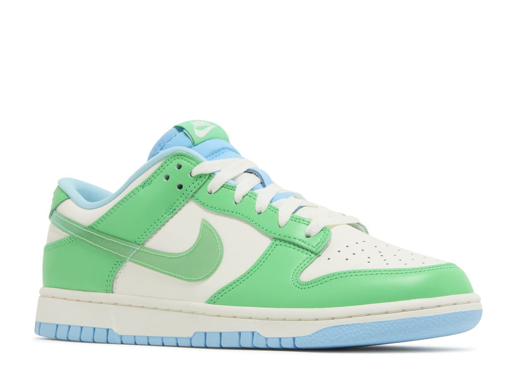 NIKE DUNK LOW 'GREEN SHOCK'