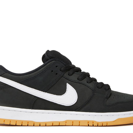 NIKE DUNK LOW SB 'BLACK GUM'