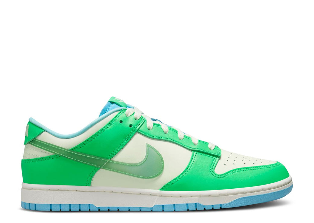 NIKE DUNK LOW 'GREEN SHOCK'