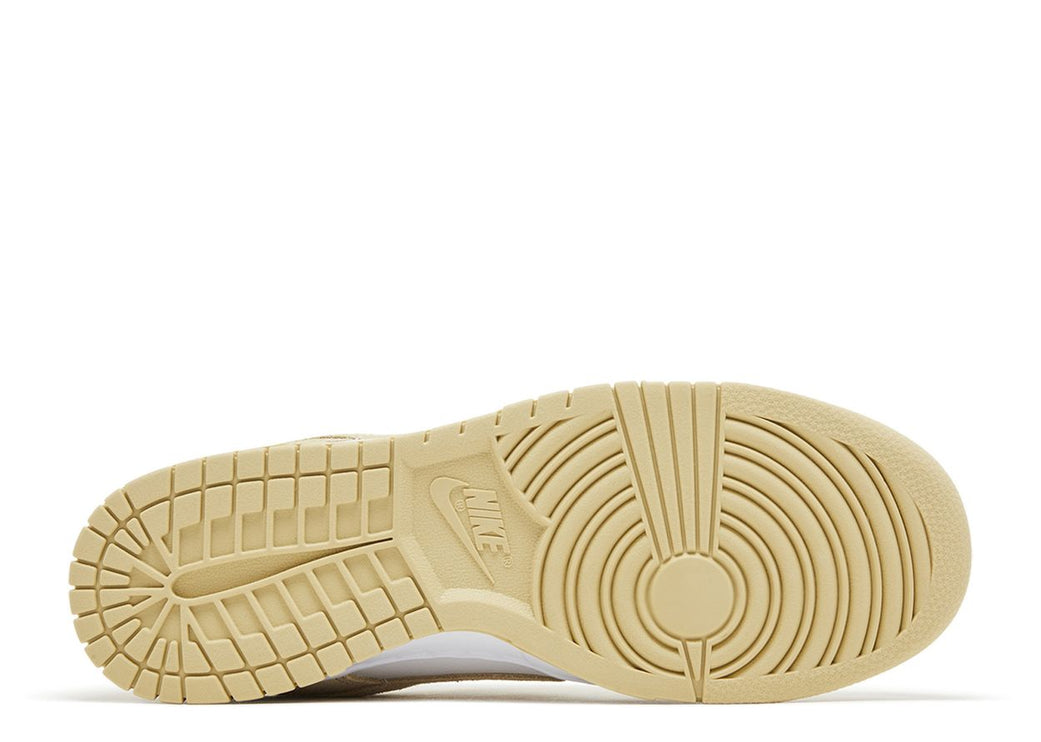 NIKE DUNK LOW SE 'TEAM GOLD SUEDE'