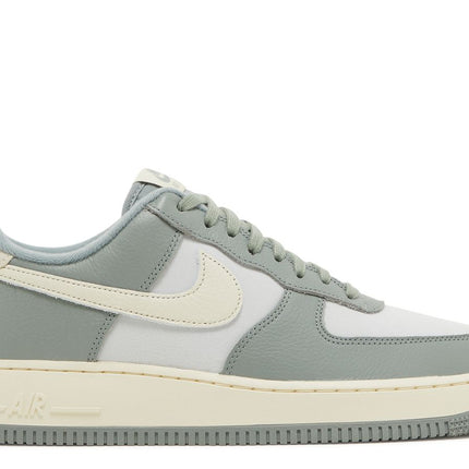 NIKE AIR FORCE 1 LOW '07 LX 'MICA GREEN'