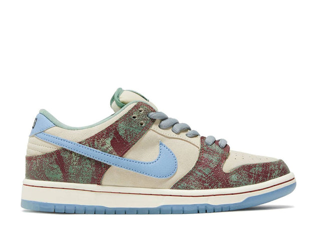 NIKE CRENSHAW SKATE CLUB X DUNK LOW SB